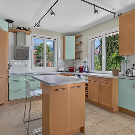 Apartment Aux Pins Bleus - With Private Pool & Close To Switzerland