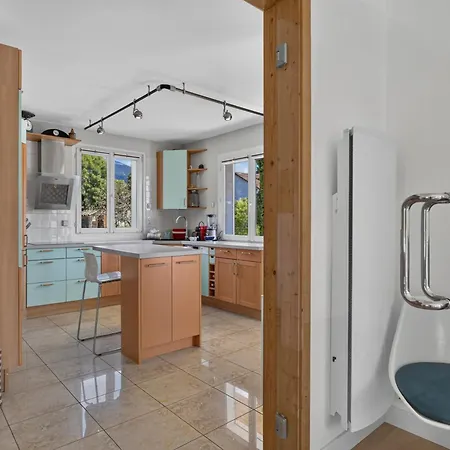 Aux Pins Bleus - With Private Pool & Close To Switzerland Apartment Saint-Genis-Pouilly