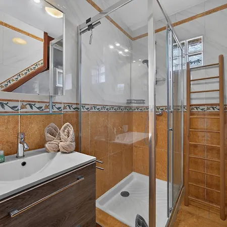 Aux Pins Bleus - With Private Pool & Close To Switzerland Apartment *