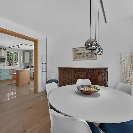 Aux Pins Bleus - With Private Pool & Close To Switzerland * Saint-Genis-Pouilly